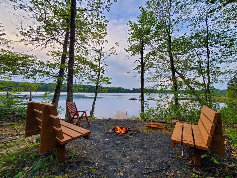 Fall Getaway Resort-3 King Suites, Dog-Friendly Seeley Bagian luar foto